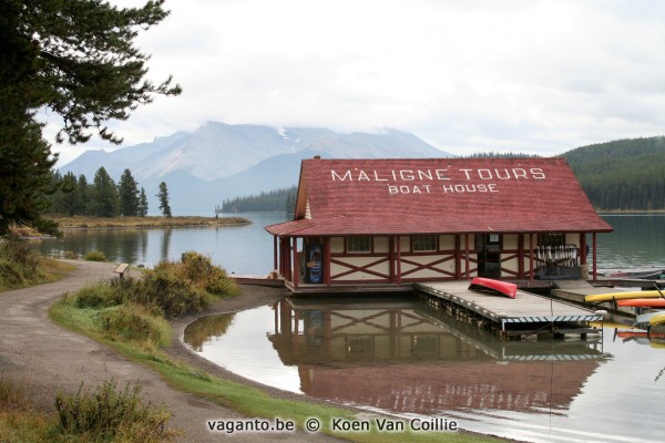 Maligne Lake